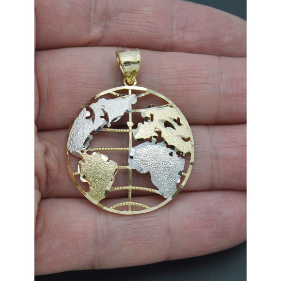 Real 10K Yellow White Gold Two-Tone Textured World Charm Pendant 4.2gram - Picture 4 of 7